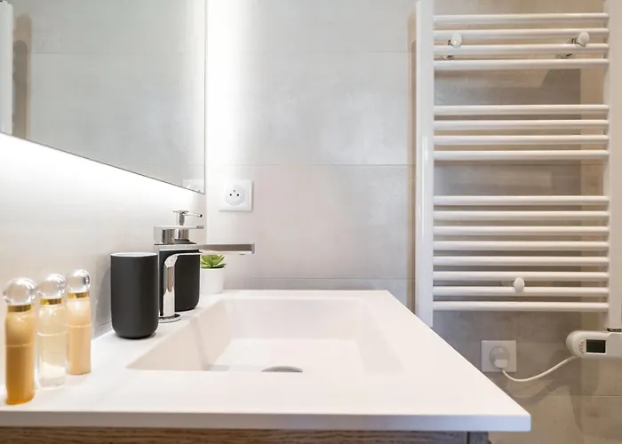 La Rotonde Apartment *